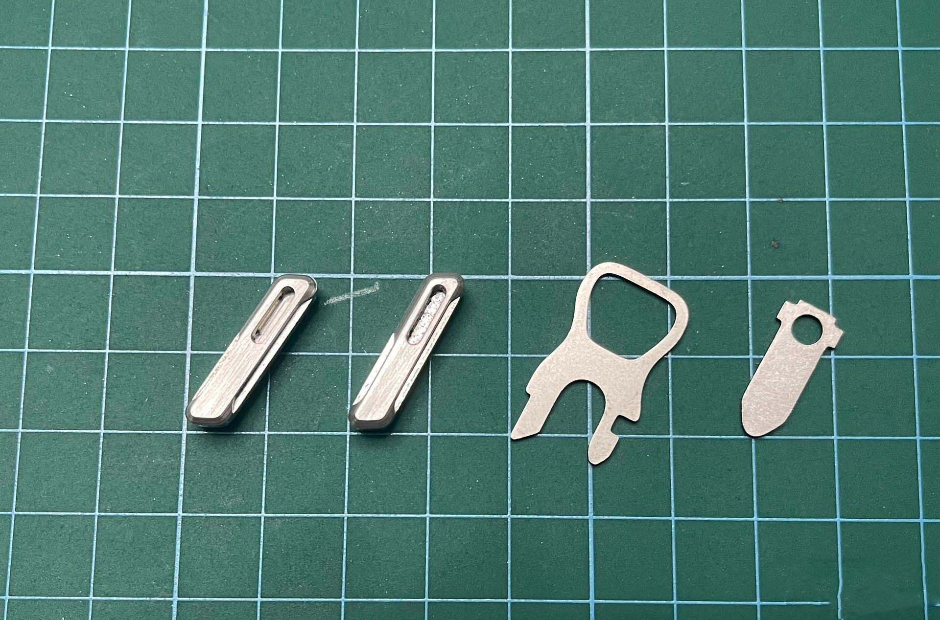 2 PCS Stainless Steel Thumb Gr - đánh giá và giá Leatherwork Knife